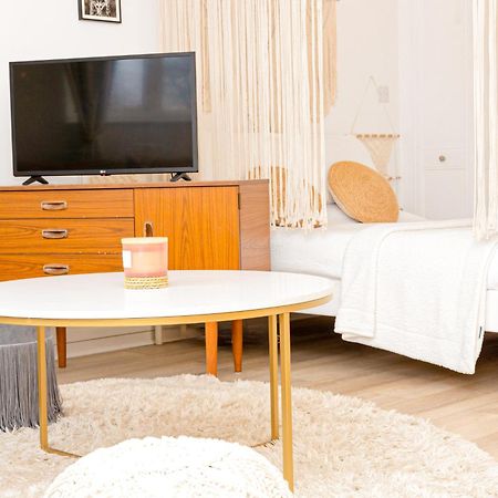 Charming Studio With Balcony In Putney, 5 Min Tube London Kültér fotó