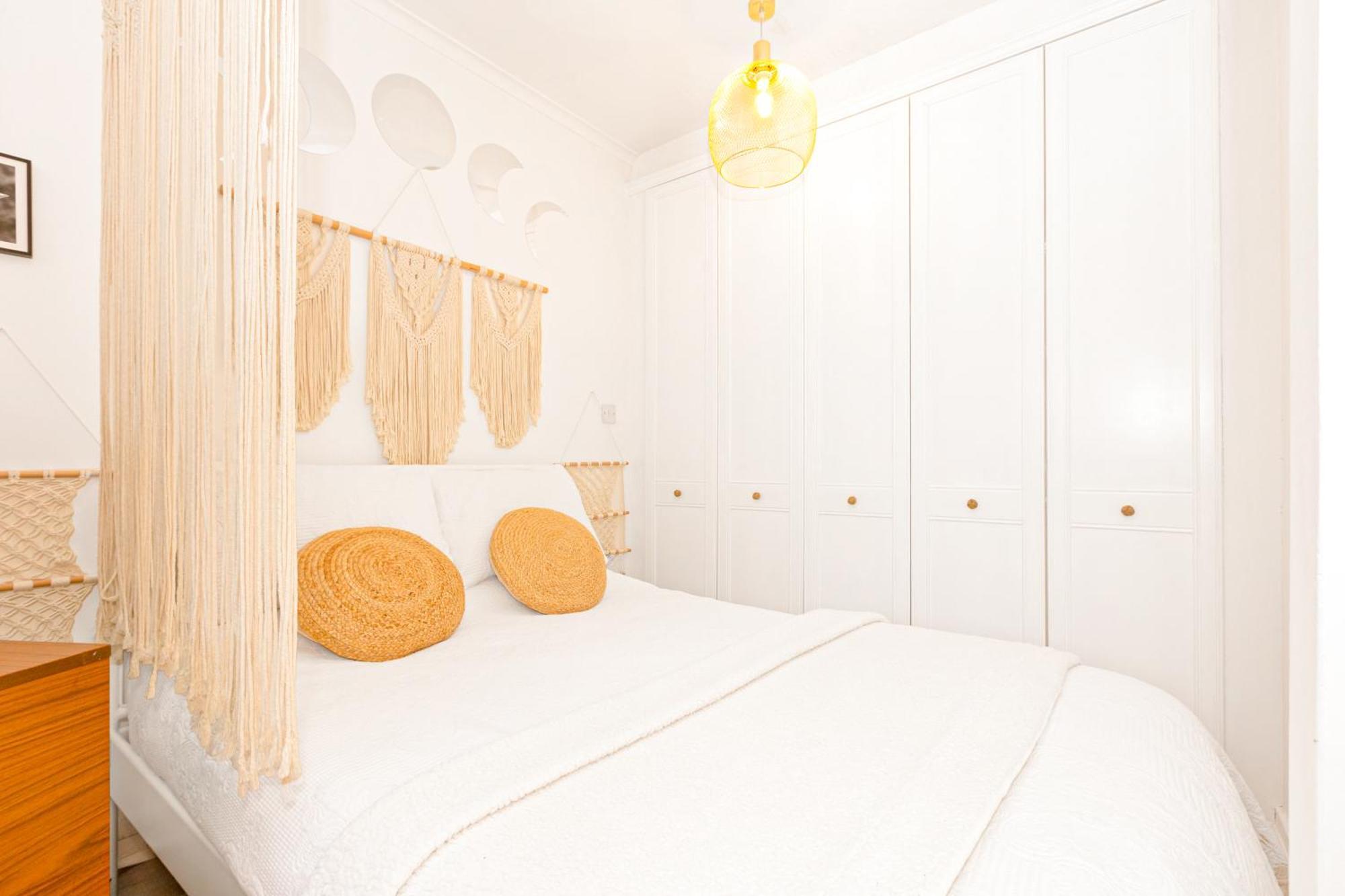 Charming Studio With Balcony In Putney, 5 Min Tube London Kültér fotó