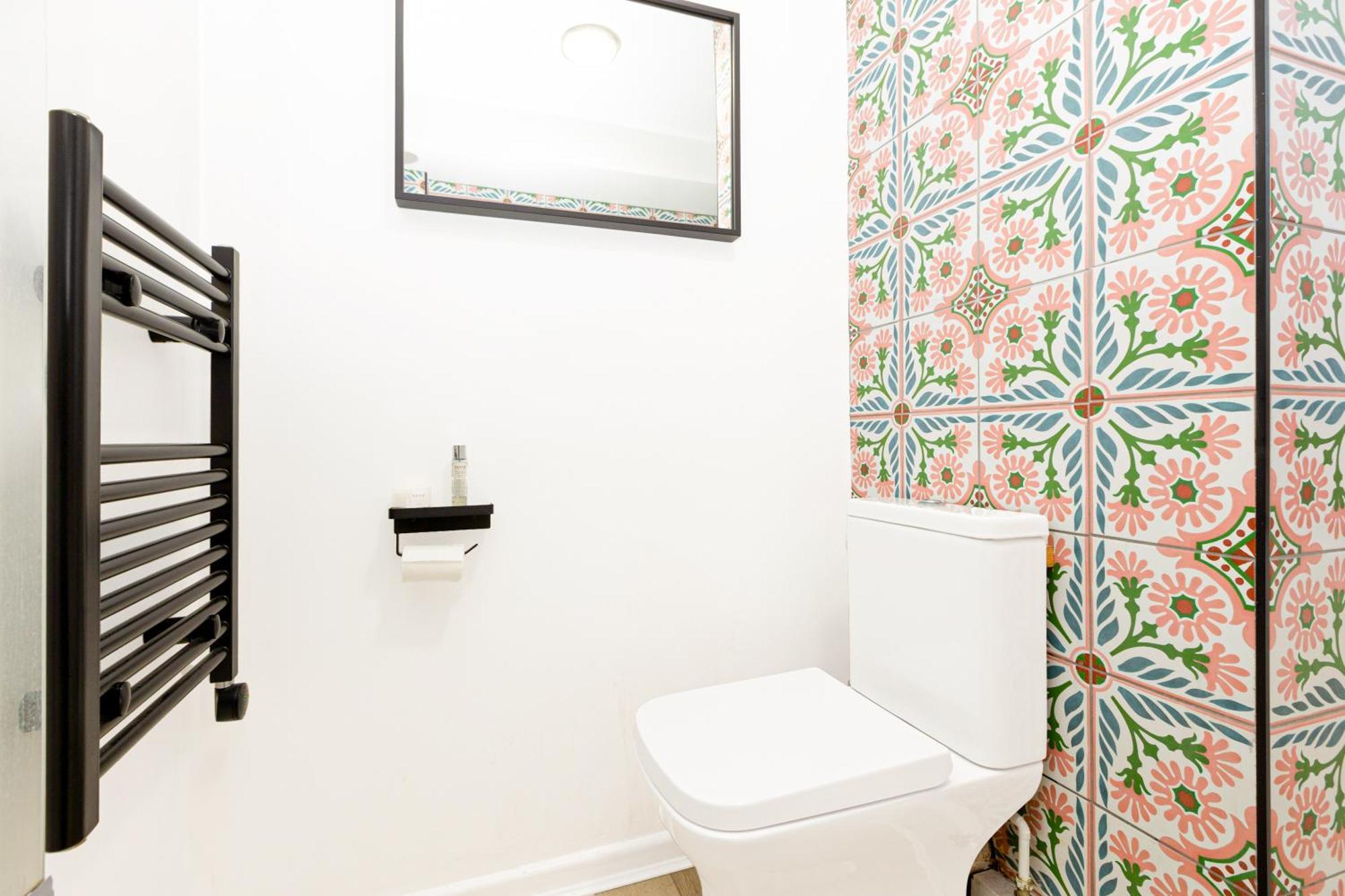 Charming Studio With Balcony In Putney, 5 Min Tube London Kültér fotó