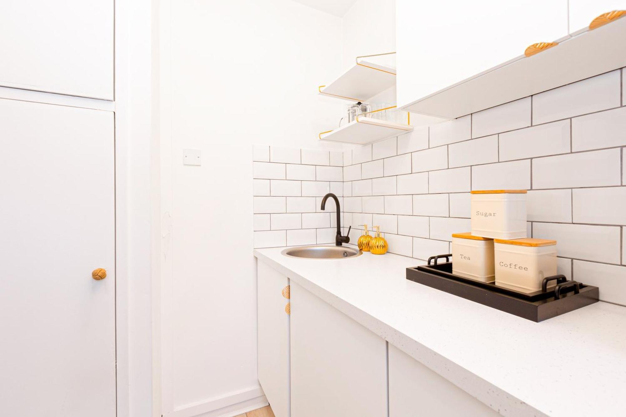 Charming Studio With Balcony In Putney, 5 Min Tube London Kültér fotó